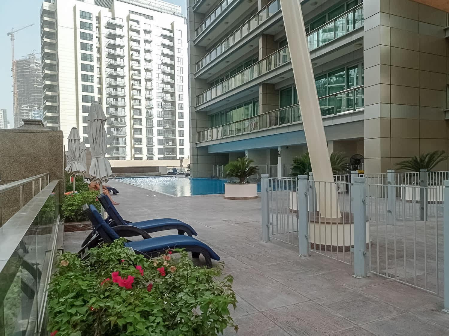 Apartment Modern 1-bedroom With Stunning View Of A City Skyline In Downtown Dubai