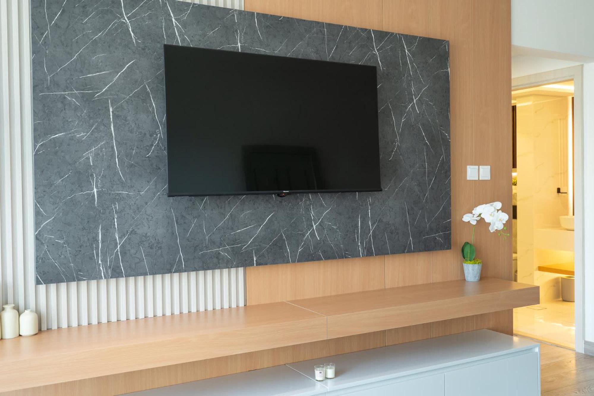 Apartment Modern 1-bedroom With Stunning View Of A City Skyline In Downtown *