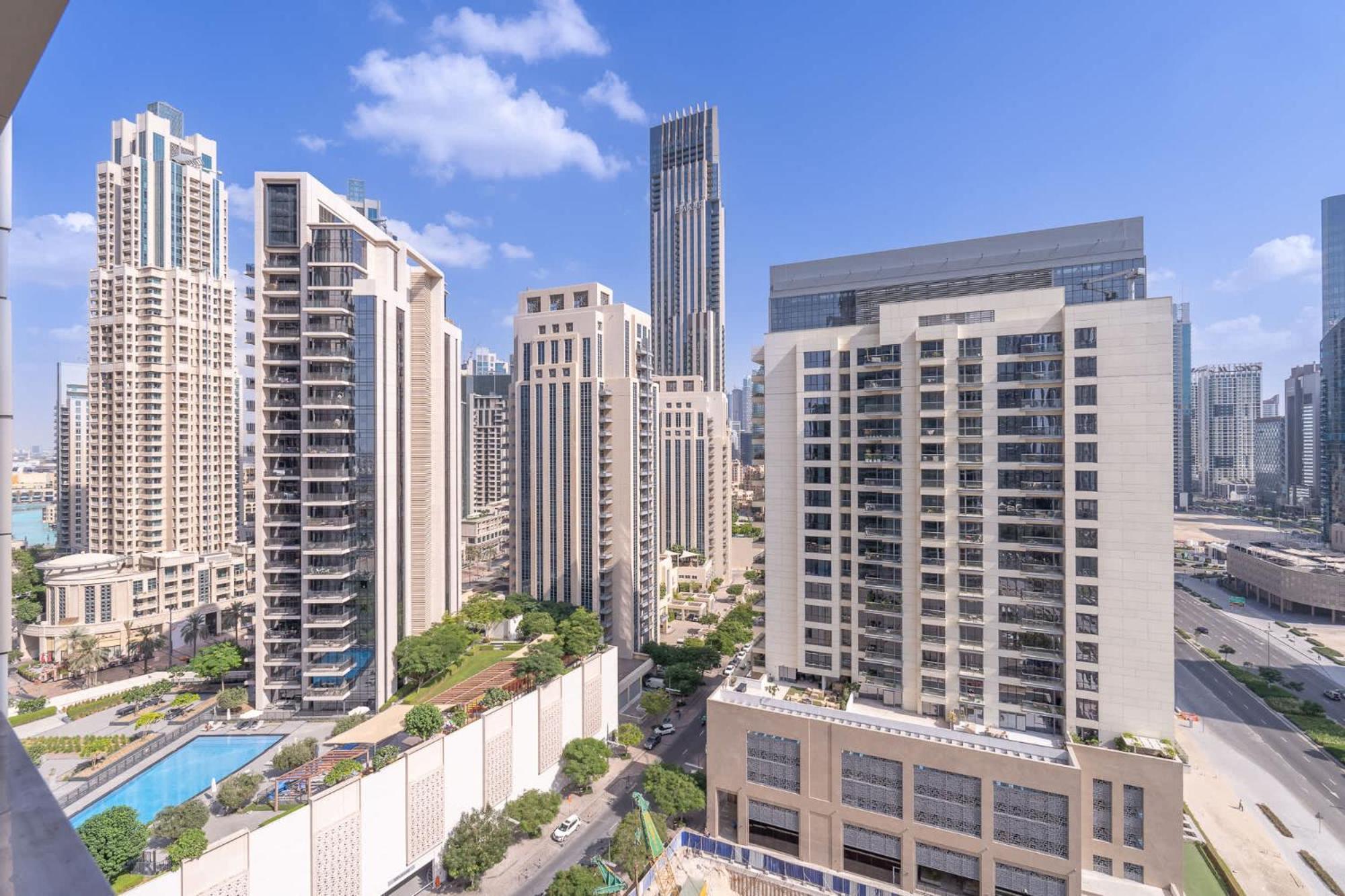 Modern 1-bedroom With Stunning View Of A City Skyline In Downtown Apartment *